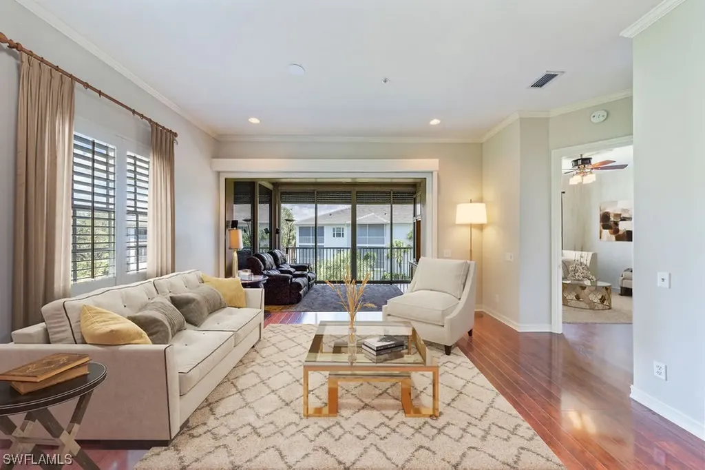 831 Sailaway Lane Naples FL 34108