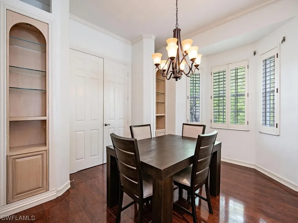831 Sailaway Lane Naples FL 34108