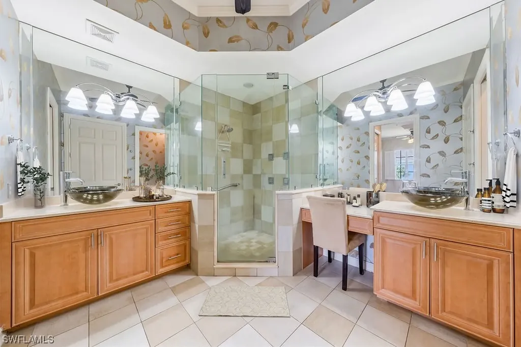 831 Sailaway Lane Naples FL 34108
