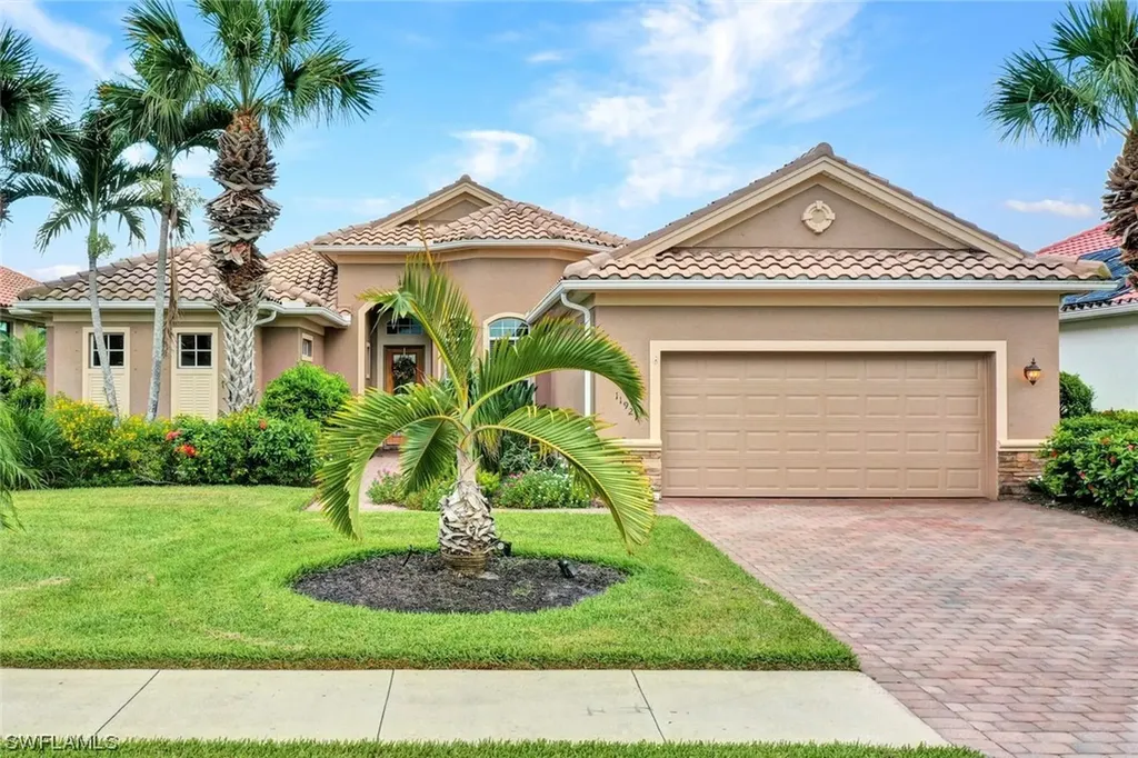 11921 Heather Woods Court Naples FL 34120