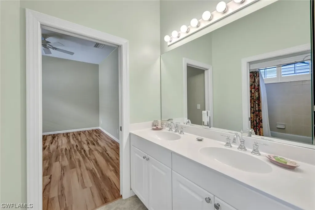 11921 Heather Woods Court Naples FL 34120