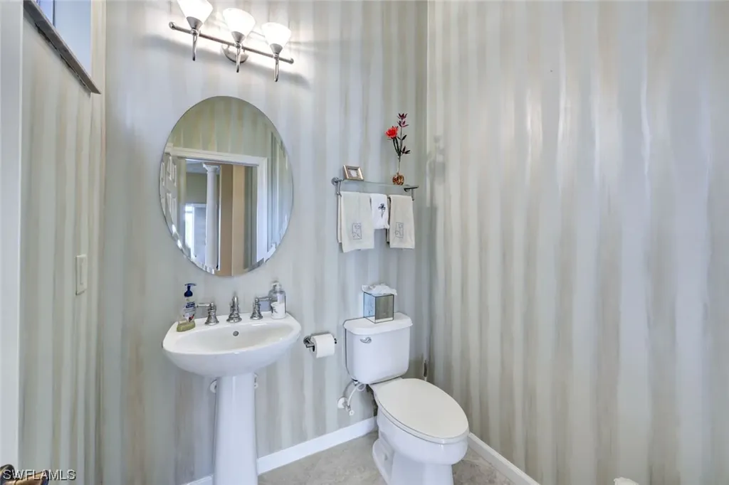 11921 Heather Woods Court Naples FL 34120