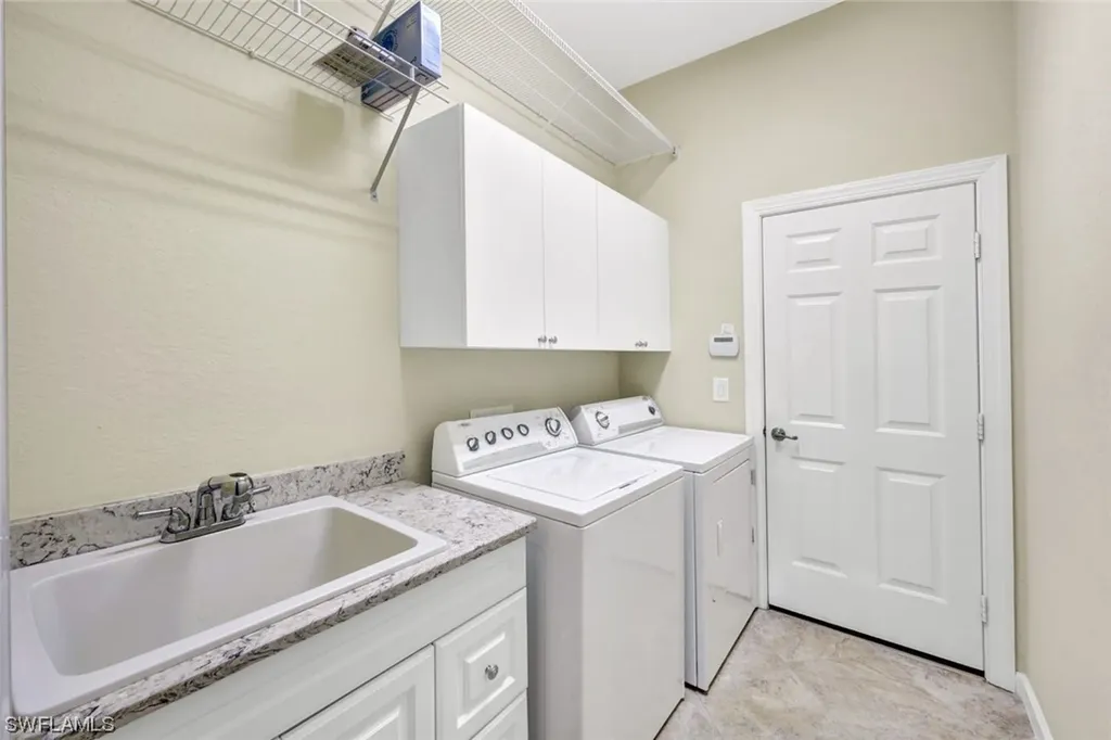 11921 Heather Woods Court Naples FL 34120