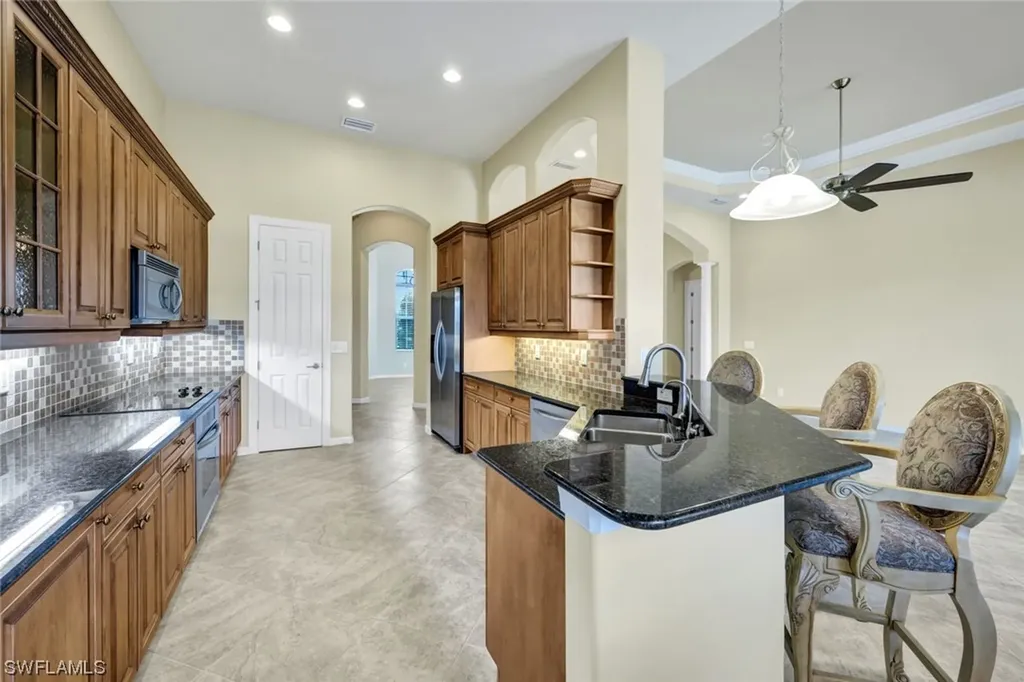 11921 Heather Woods Court Naples FL 34120