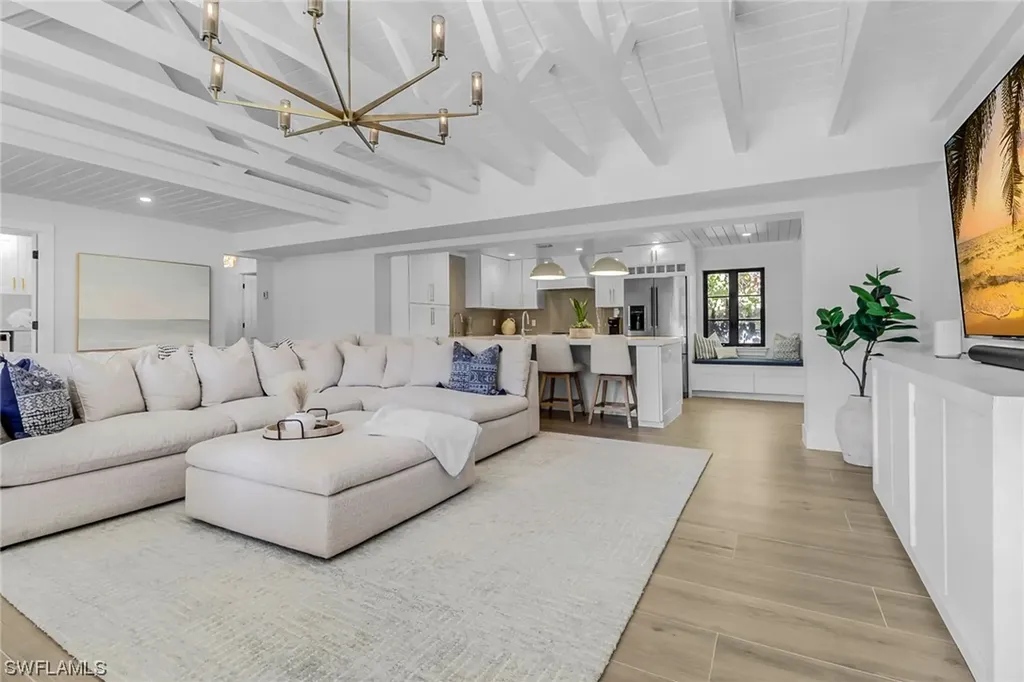 1575 Pelican Avenue Naples FL 34102
