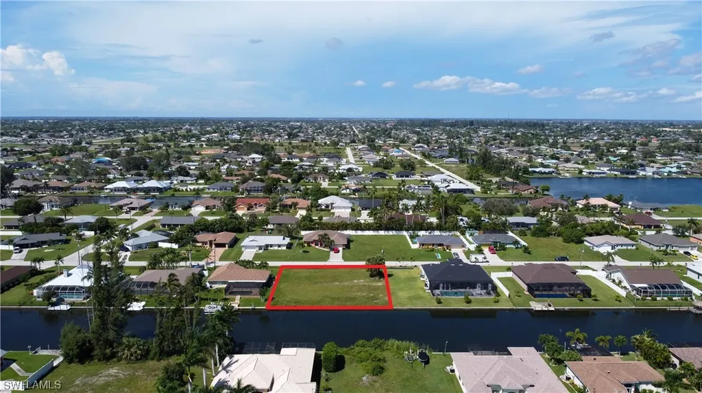 1317 SW 4th Place Cape Coral FL 33991