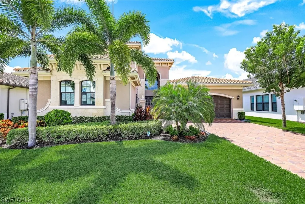 4679 Azalea Drive Naples FL 34119