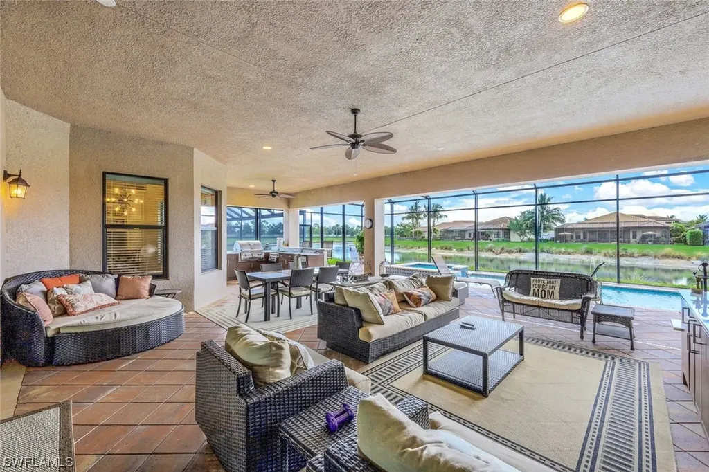 4679 Azalea Drive Naples FL 34119