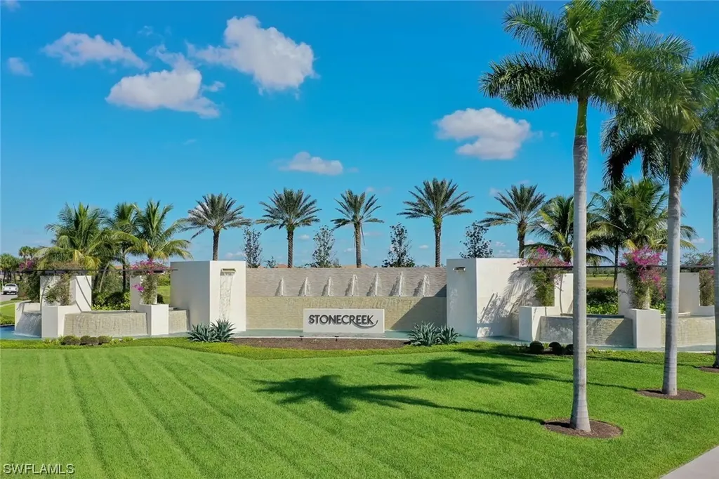 4679 Azalea Drive Naples FL 34119