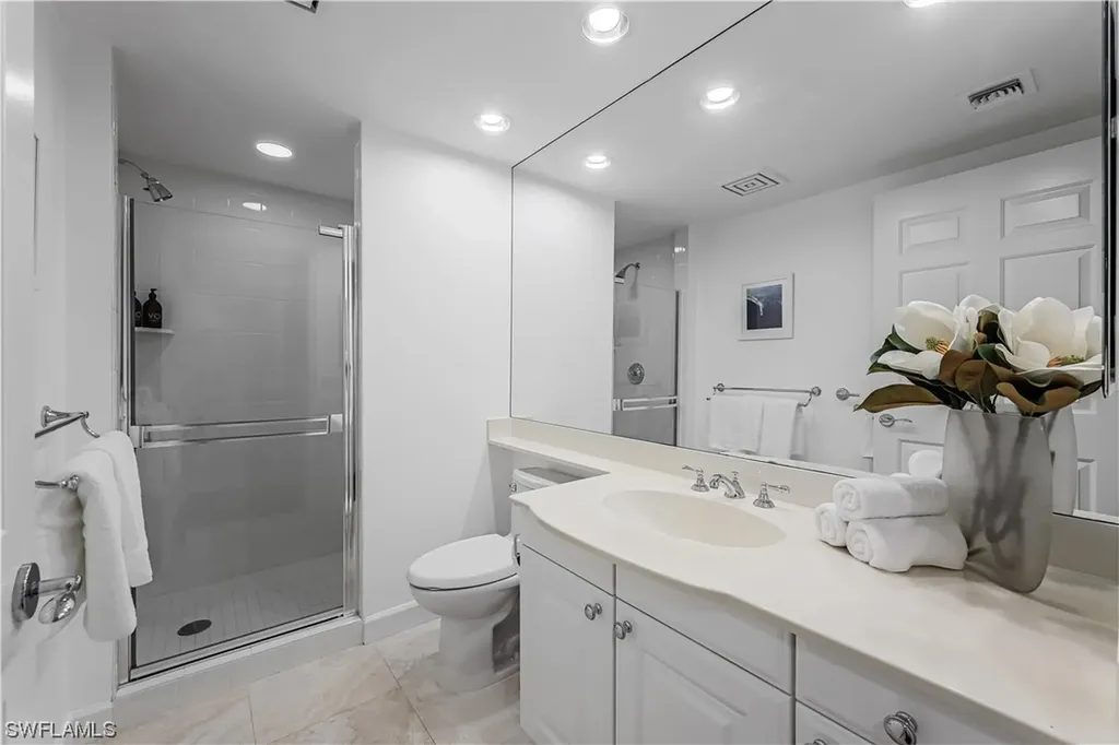 8473 Bay Colony Drive Naples FL 34108