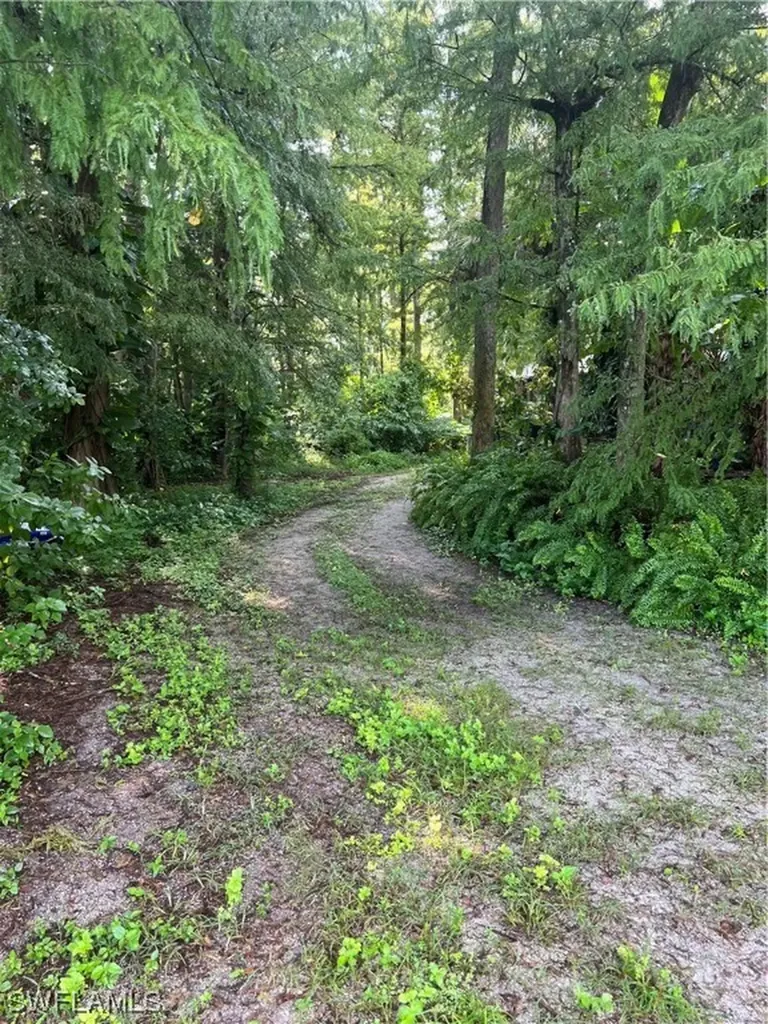 2170 Rock Road Naples FL 34120