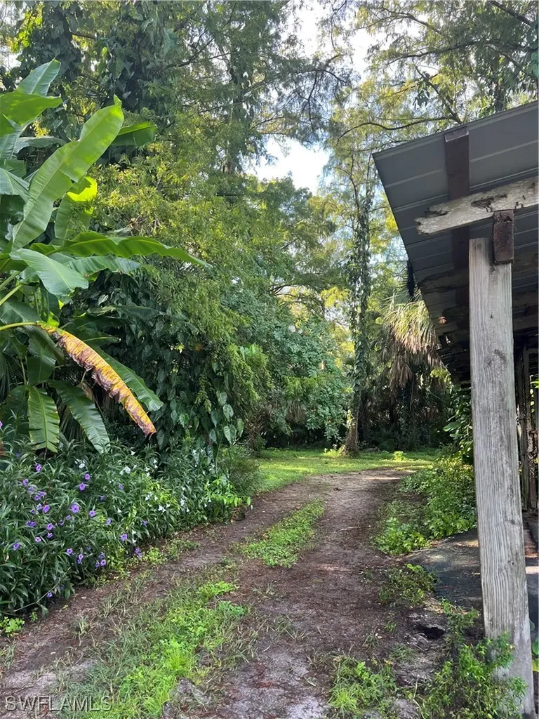 2170 Rock Road Naples FL 34120