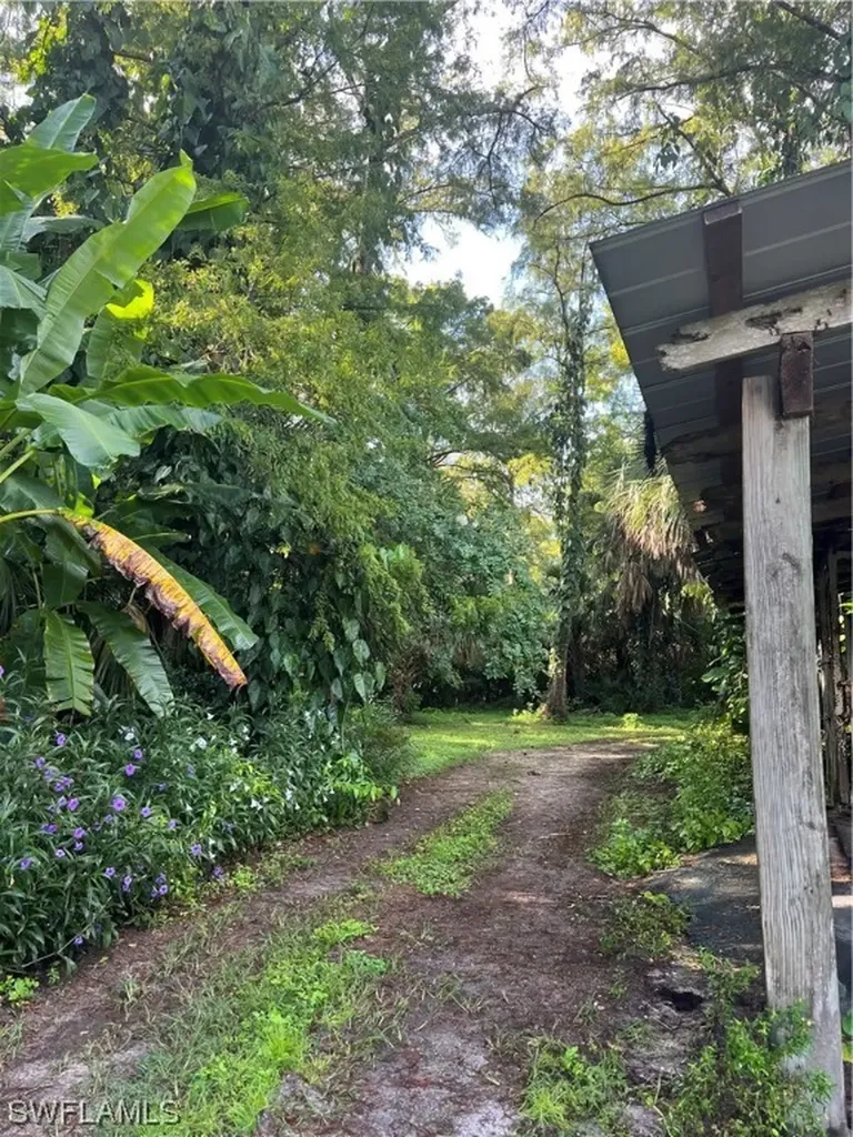 2170 Rock Road Naples FL 34120