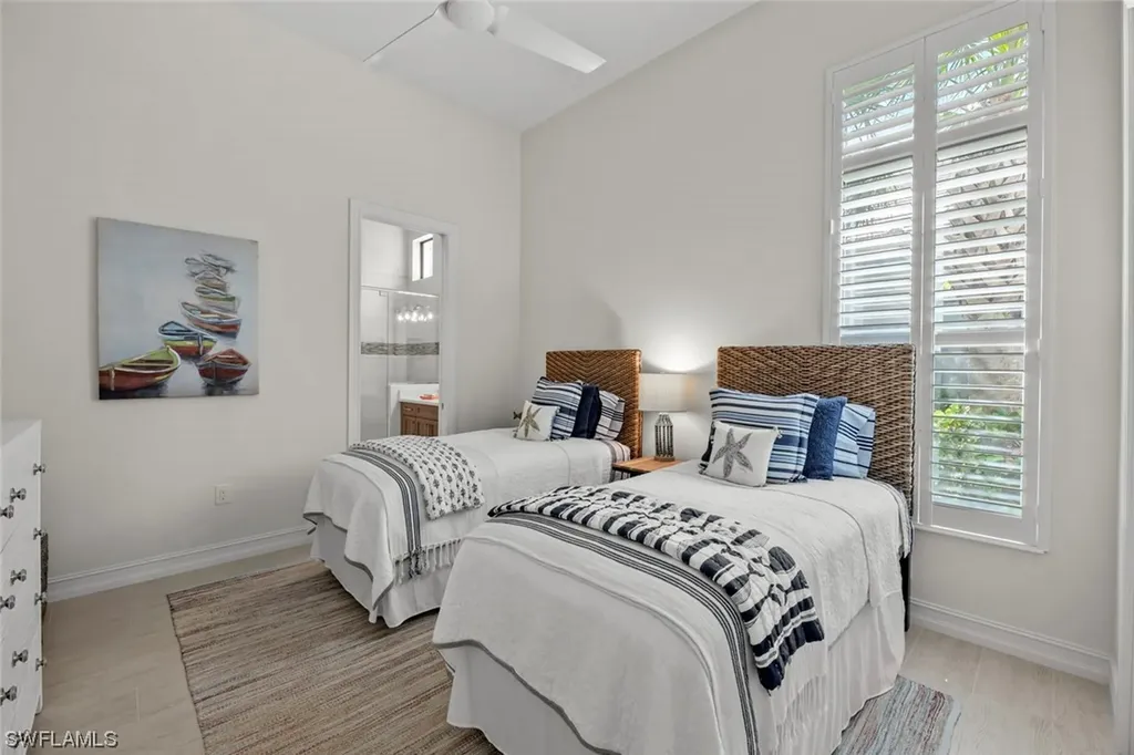 3146 Malaga Lane Naples FL 34114