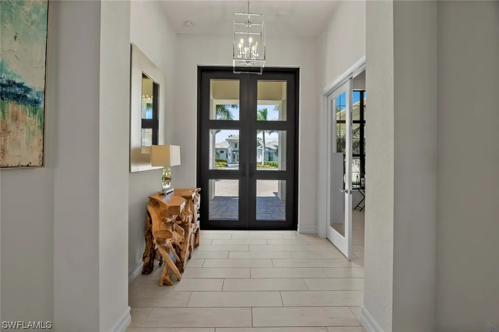 3146 Malaga Lane Naples FL 34114