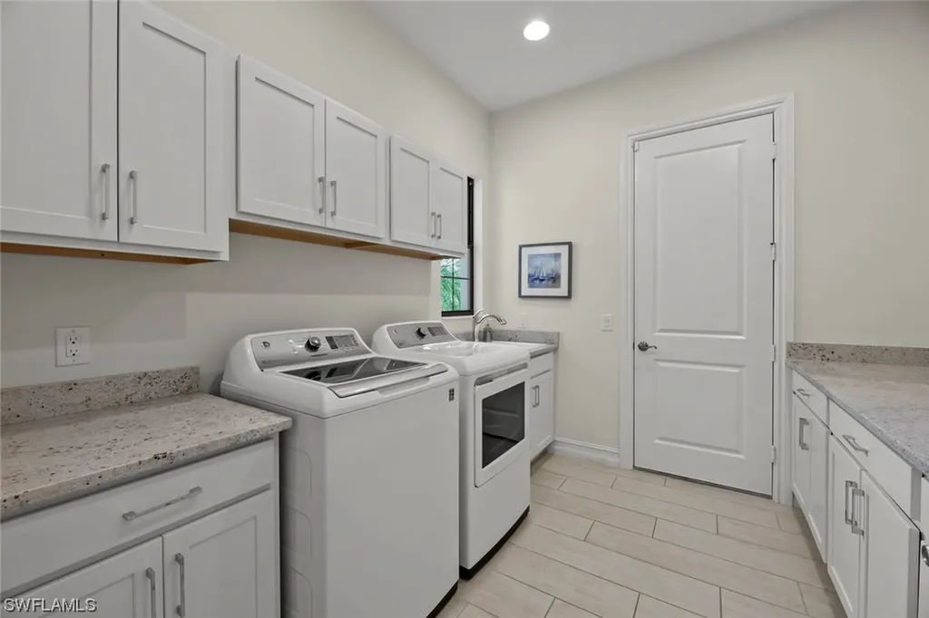 3146 Malaga Lane Naples FL 34114