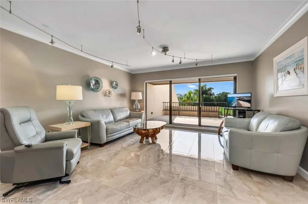 6360 Pelican Bay Boulevard Naples FL 34108