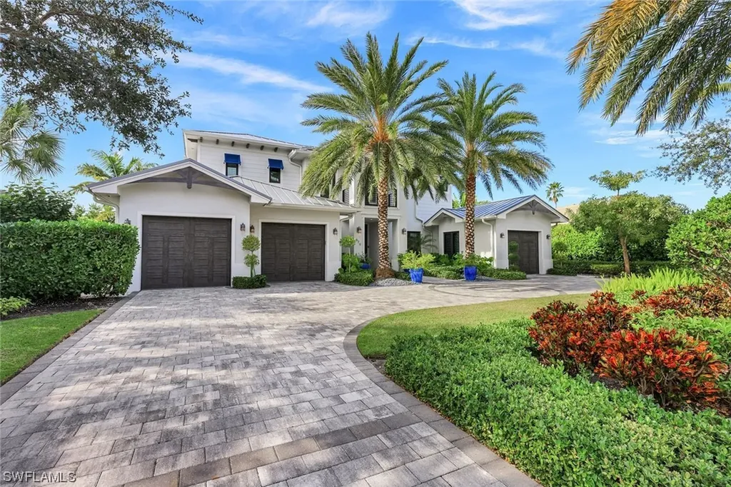 679 Rudder Road Naples FL 34102