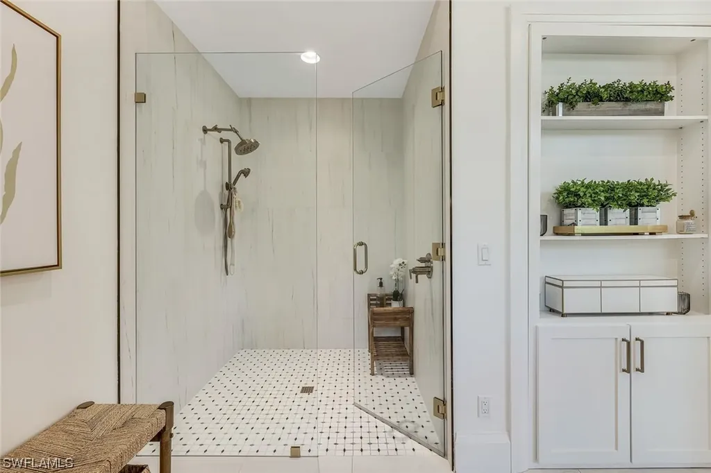 679 Rudder Road Naples FL 34102