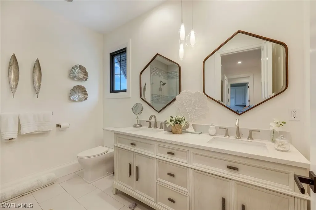 679 Rudder Road Naples FL 34102