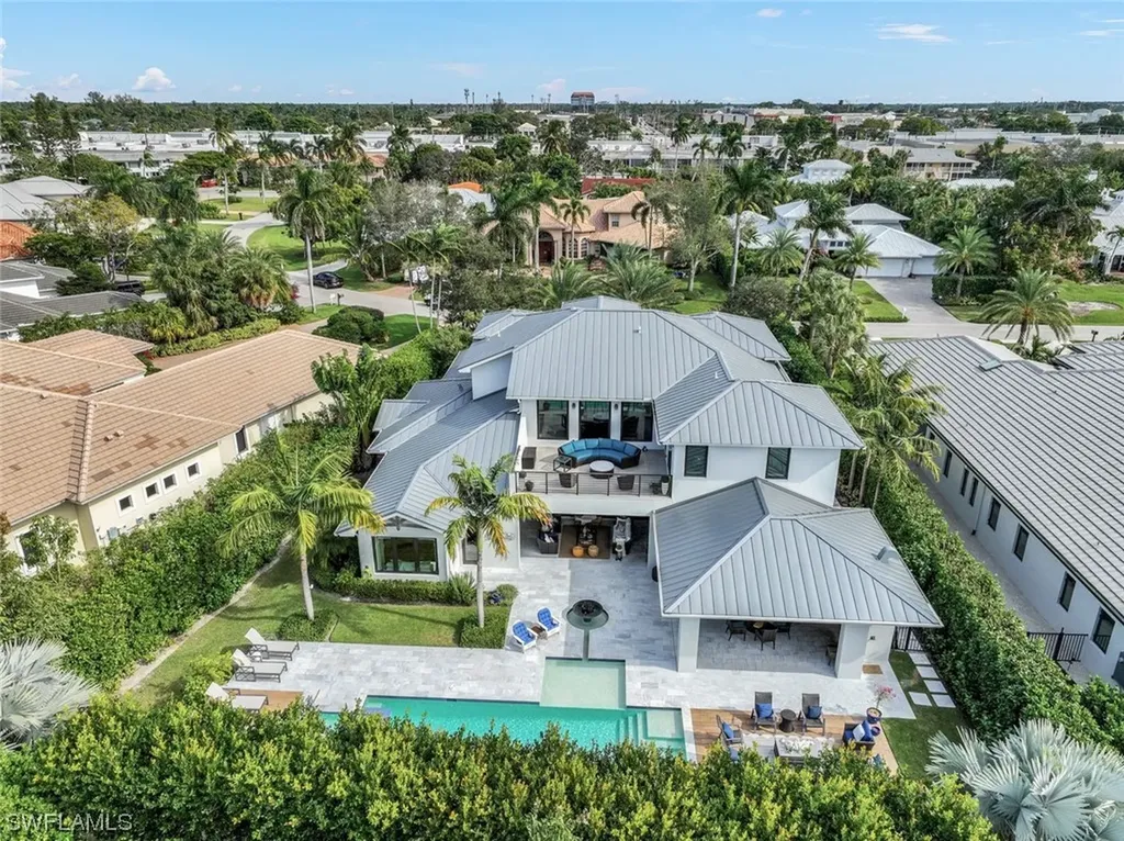 679 Rudder Road Naples FL 34102