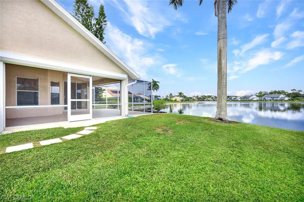 6649 Middlesex Place Naples FL 34104