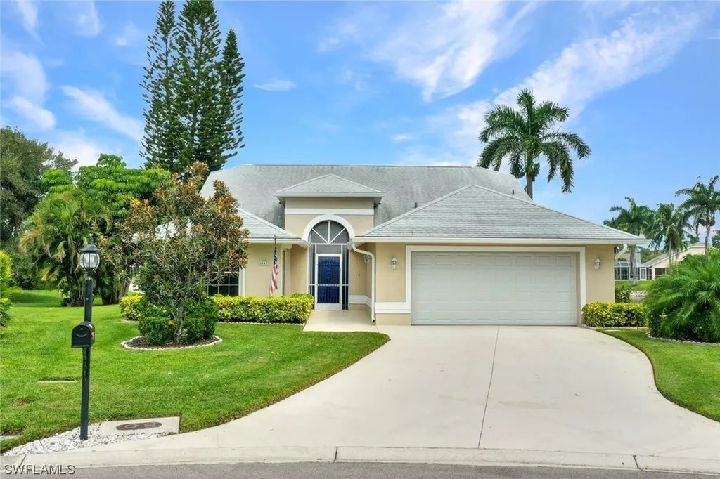 6649 Middlesex Place Naples FL 34104