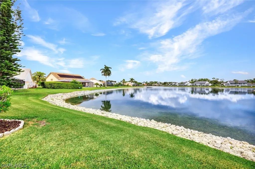 6649 Middlesex Place Naples FL 34104