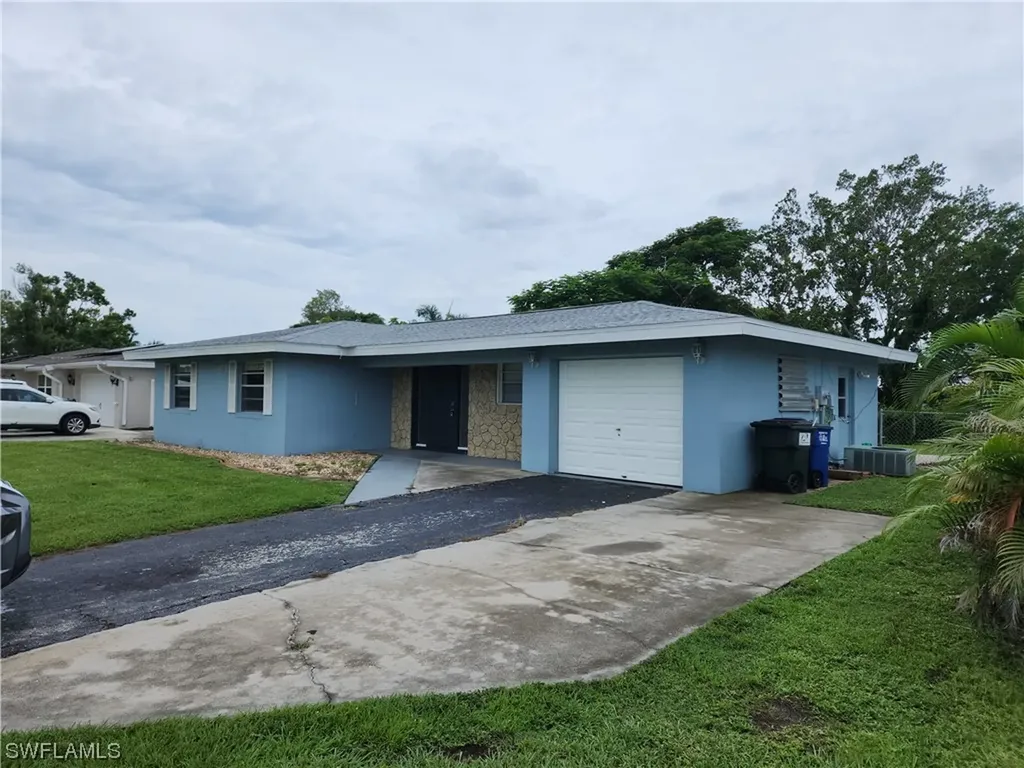 1666 S Hermitage Road Fort Myers FL 33919