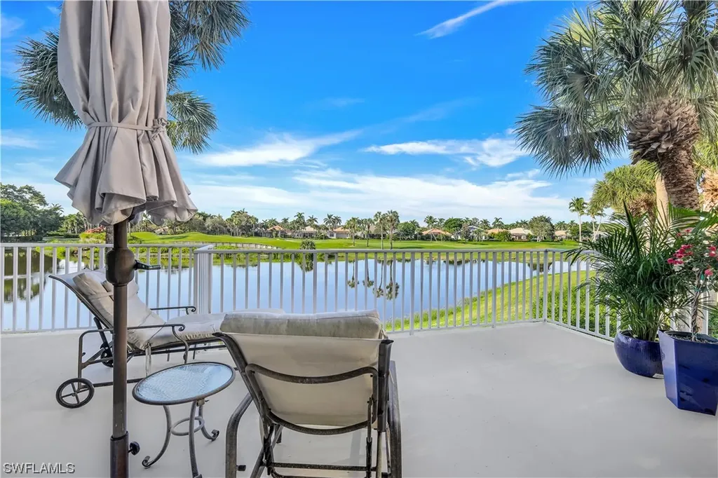 Naples FL, 1590 Clermont Drive, Unit K-105