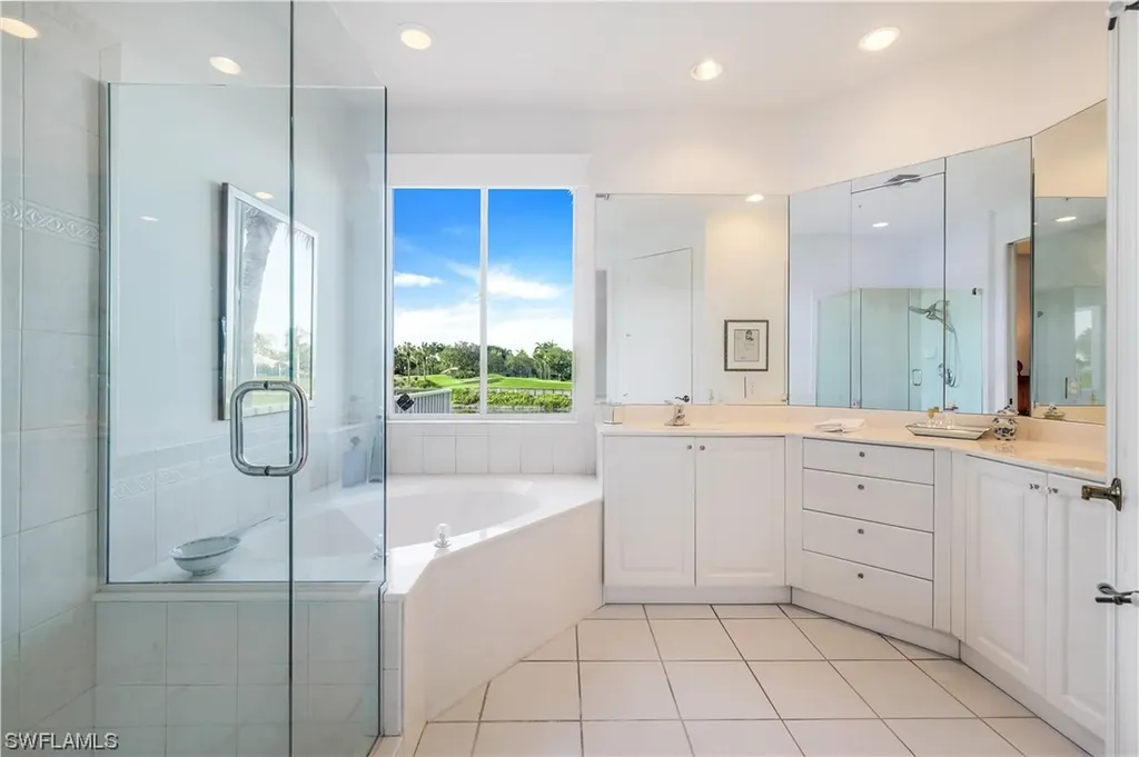 1590 Clermont Drive Naples FL 34109