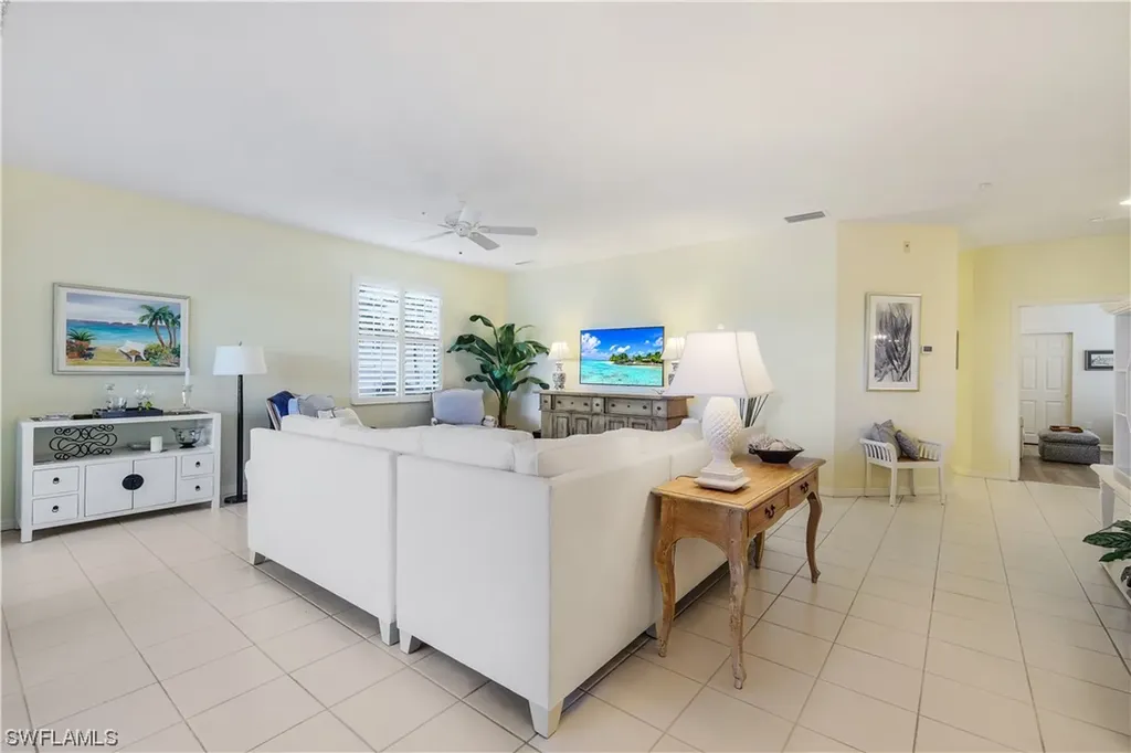 1590 Clermont Drive Naples FL 34109