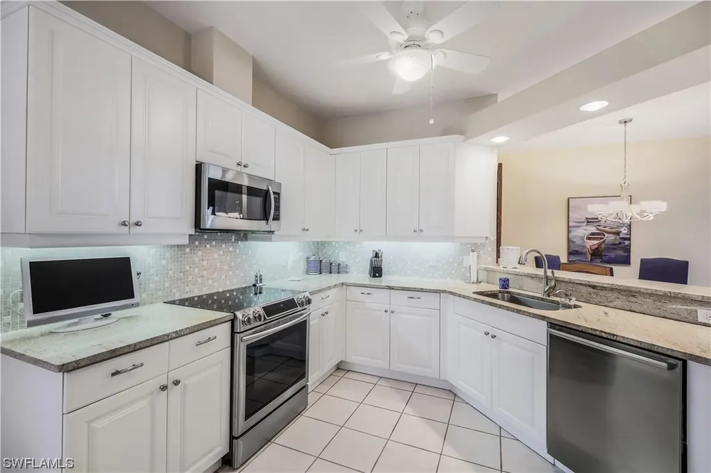 1590 Clermont Drive Naples FL 34109