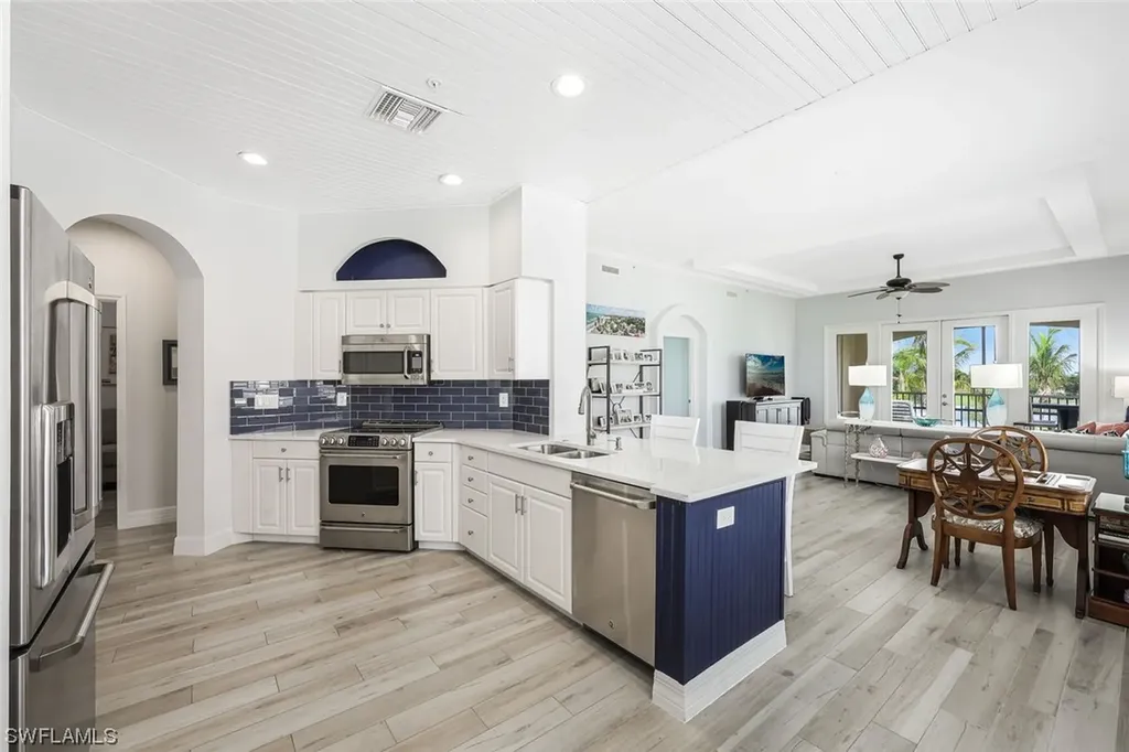 11120 Harbour Yacht Court Fort Myers FL 33908