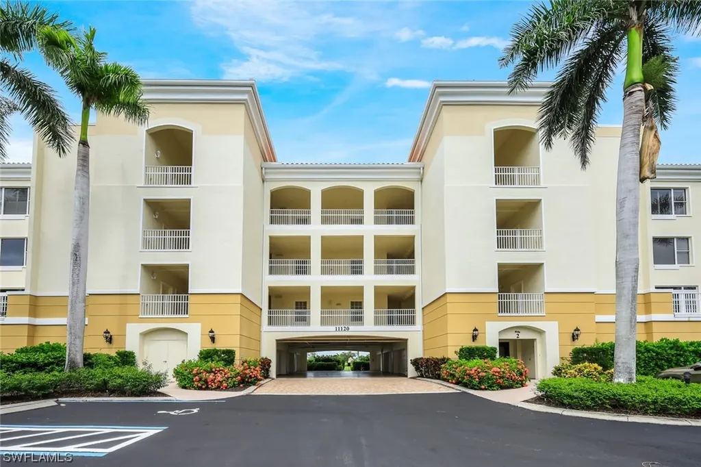 11120 Harbour Yacht Court Fort Myers FL 33908