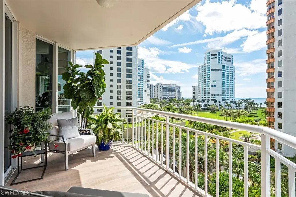 4255 Gulf Shore Boulevard N Naples FL 34103