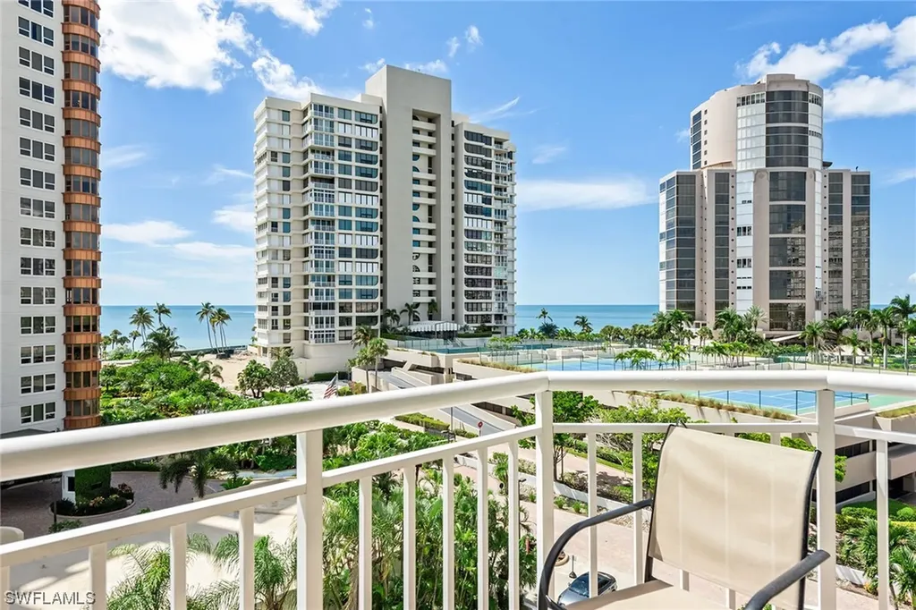 4255 Gulf Shore Boulevard N Naples FL 34103