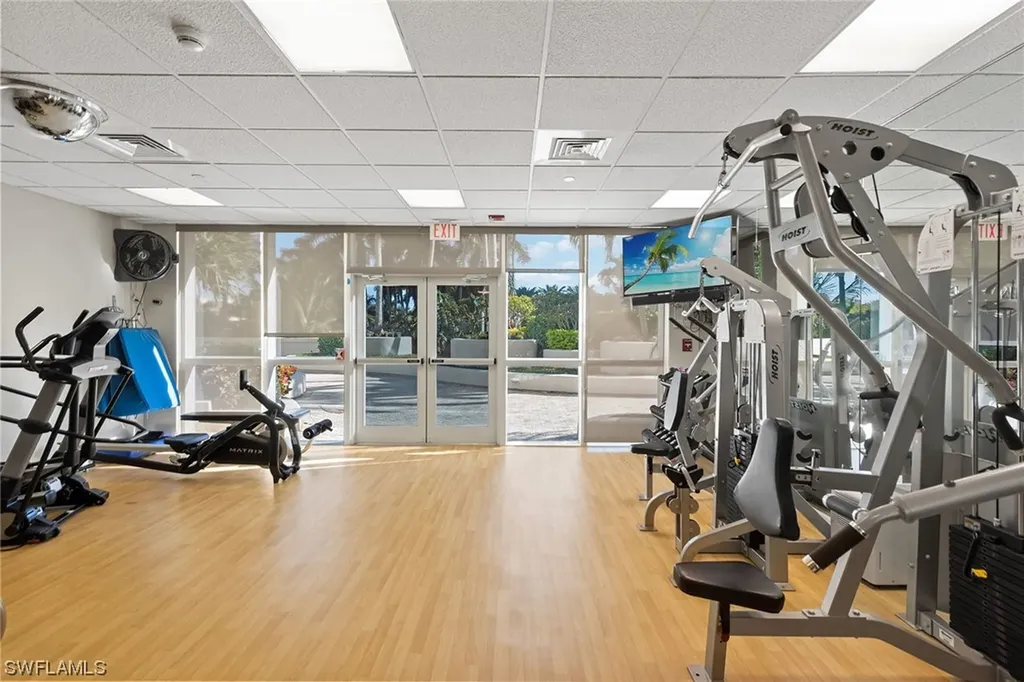 4255 Gulf Shore Boulevard N Naples FL 34103