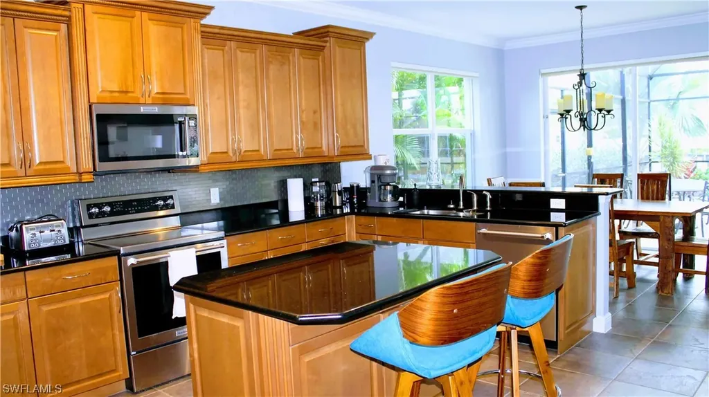3328 SE 17th Place Cape Coral FL 33904