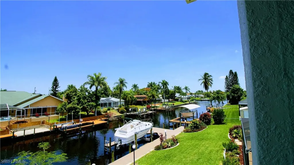 3328 SE 17th Place Cape Coral FL 33904