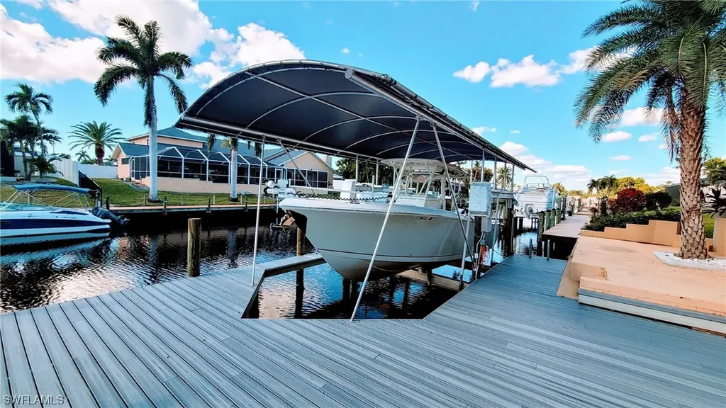 3328 SE 17th Place Cape Coral FL 33904
