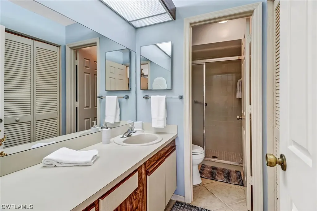 228 Fox Glen Drive Naples FL 34104