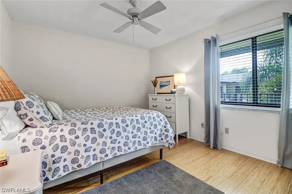 228 Fox Glen Drive Naples FL 34104