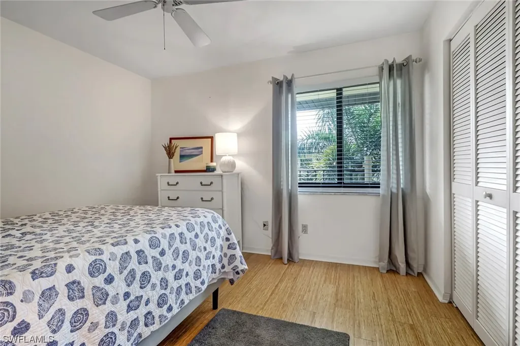 228 Fox Glen Drive Naples FL 34104