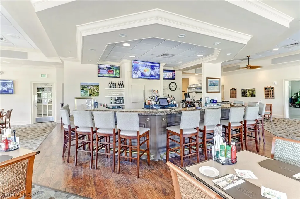 228 Fox Glen Drive Naples FL 34104