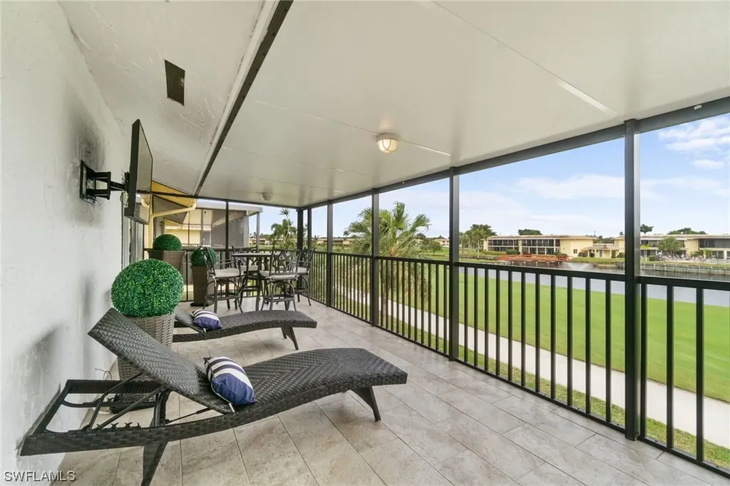 324 Tern Drive Naples FL 34112