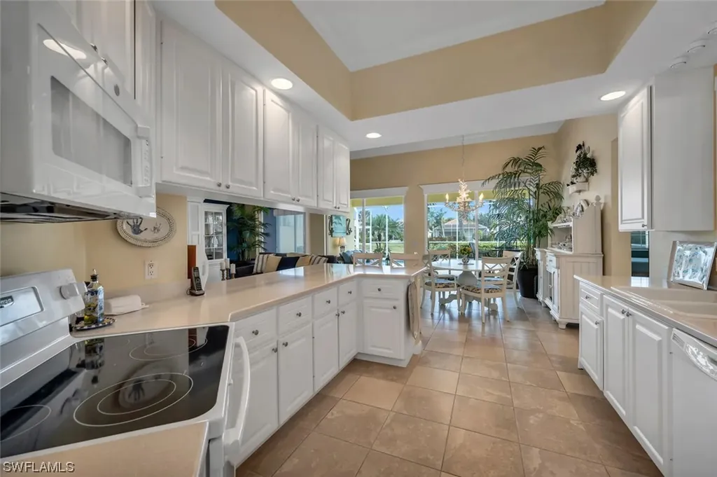 8017 Wilfredo Court Naples FL 34114
