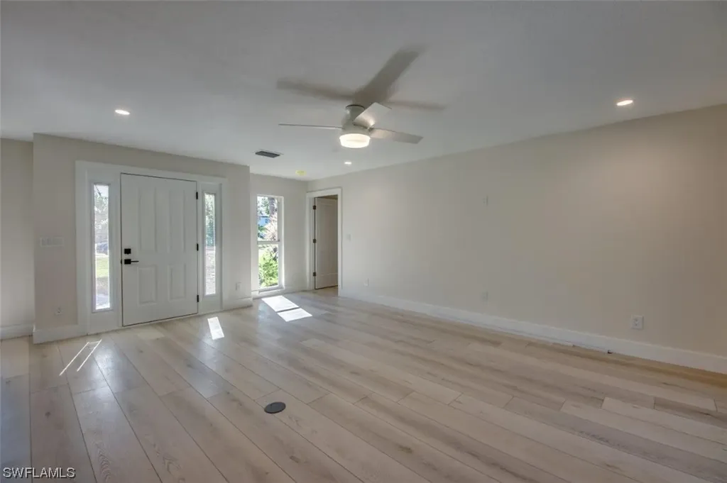 1754 Windward Way Sanibel FL 33957