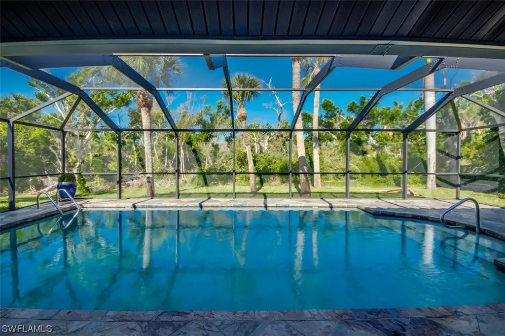 1754 Windward Way Sanibel FL 33957