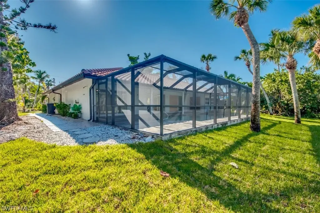1754 Windward Way Sanibel FL 33957